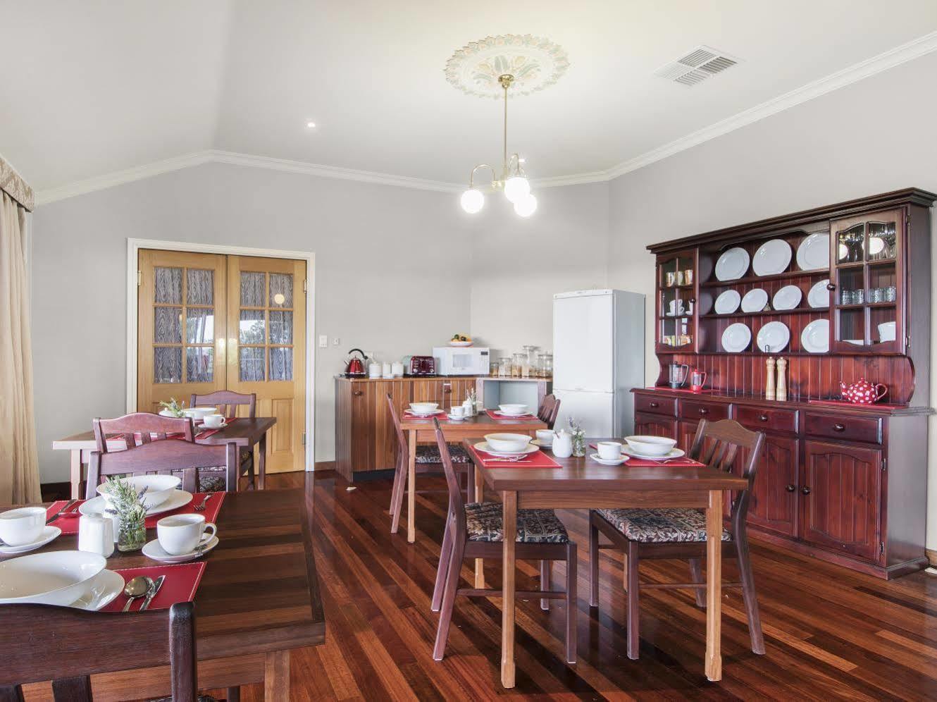 Shambhala Guesthouse Kangaroo Gully Екстериор снимка